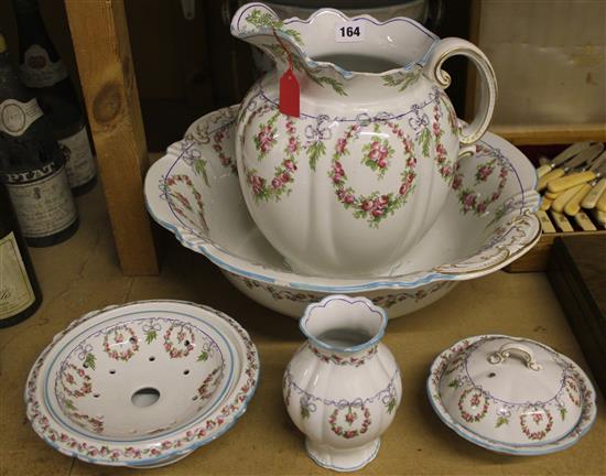 Victorian 7-piece floral decorated toilet set